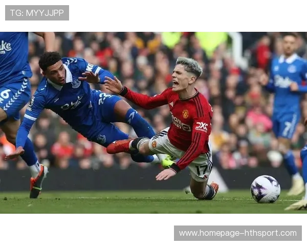 曼联点球机会转化率高，加纳乔主罚稳稳命中